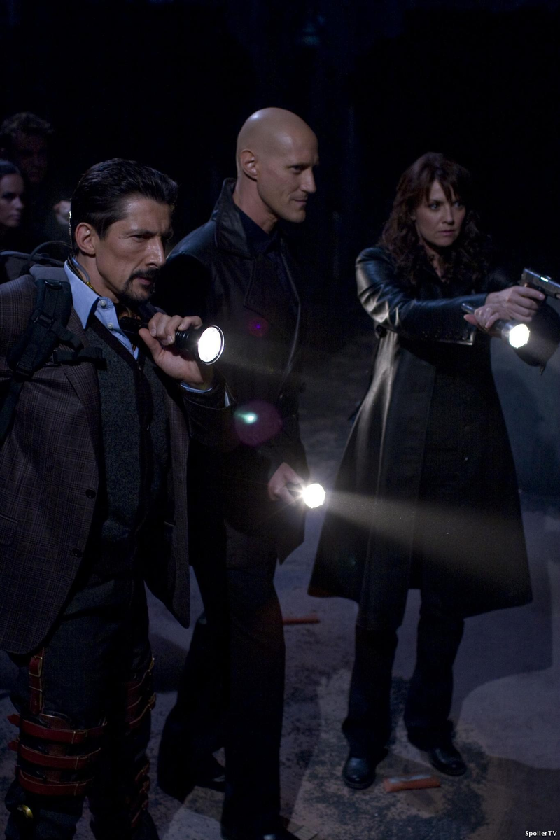 Illustration for article titled We Spoil Watchmen, Witch Mountain, Lost, BSG And Doctor Who!